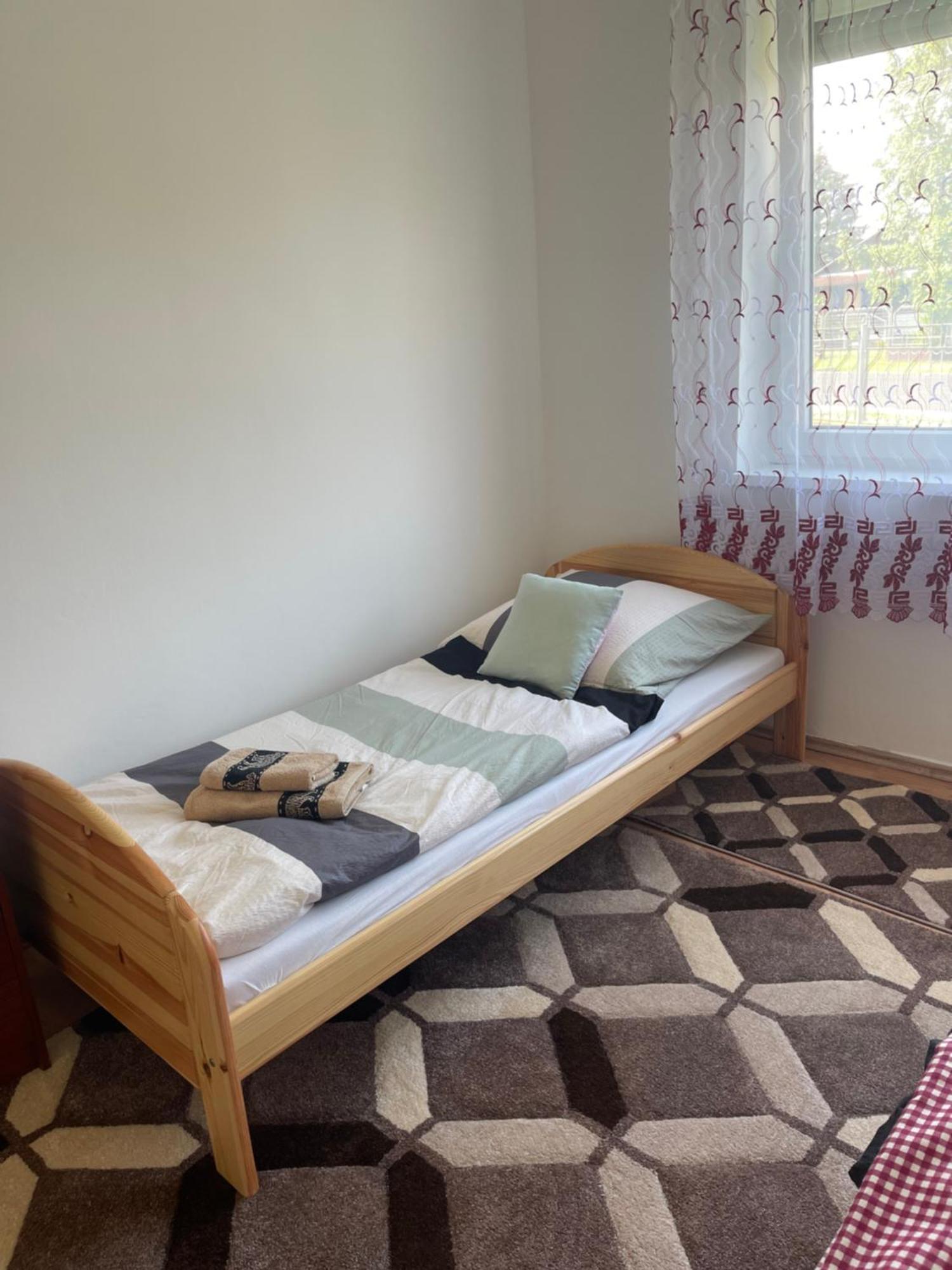 Valentina Apartman Balatonmariafurdo Exterior photo